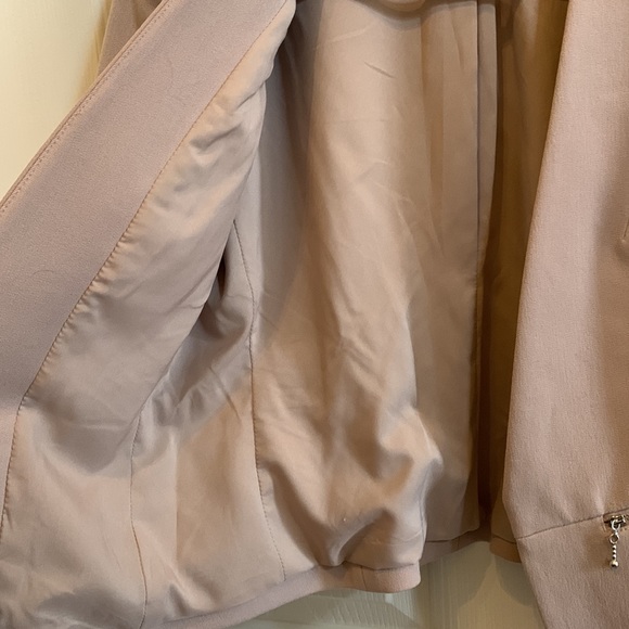 Express Blazer - Picture 8 of 13